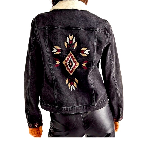 driftwood embroidered jean jacket Aztec design faux collar free people RTL $395 - Picture 4 of 13